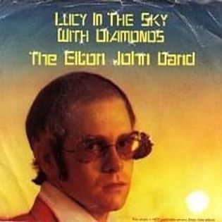 Elton John » Lucy in the Sky with Diamonds Lyrics